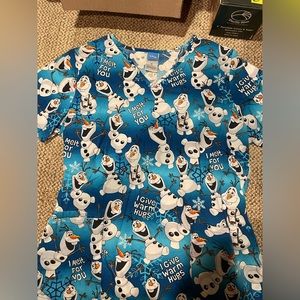 Olaf scrub top